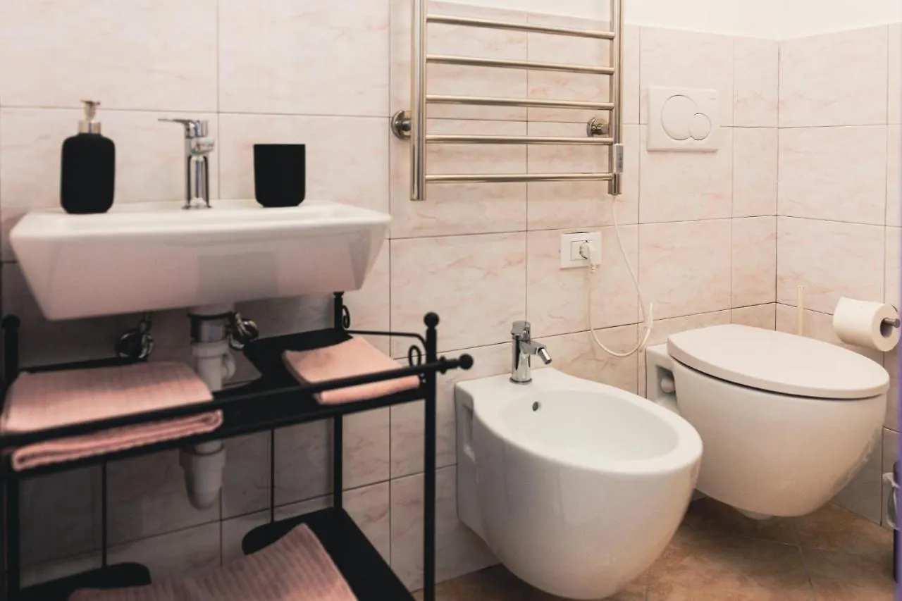 Bed & Breakfast Affittacamere Simotta Loano